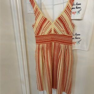 NWT Sweet Sinnamon Red & Cream Striped VNeck & Back Side pockets Kool Size Large